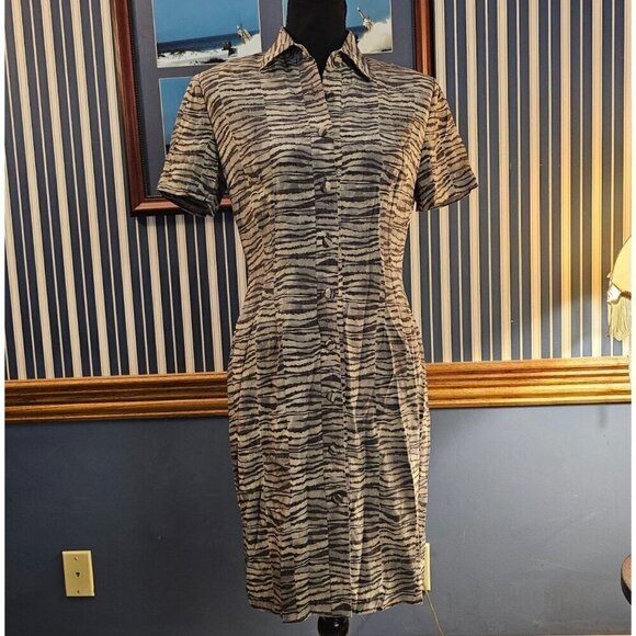 Papell Petites Gray Striped Animal Print Short Sleeve 100% Silk Dress, Size 2P - Picture 1 of 5